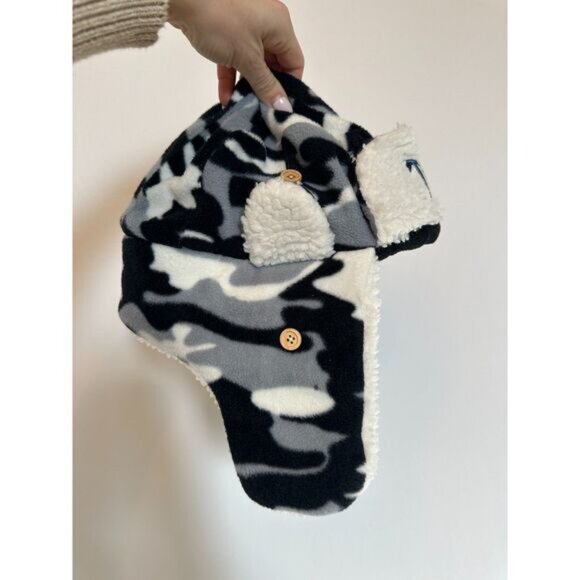 NFL Team Apparel Tennessee Titans Faux Sherpa Lined Hat - Picture 3 of 5